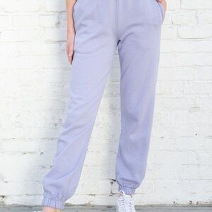 Brandy Melville Rosa Sweatpants